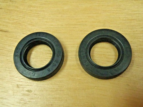 Crank crankshaft seals seal